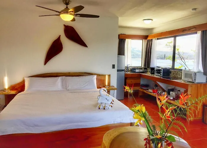 Apartment The Fruit Tree Garden Bromeliad Nuevo Arenal